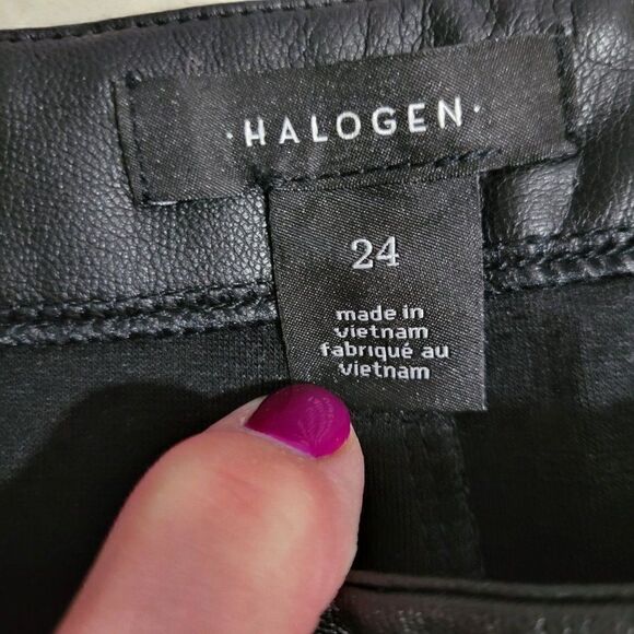 Halogen Faux Leather Pants Womens Size 24 Cropped High Waisted Black Flare Leg - Picture 9 of 14